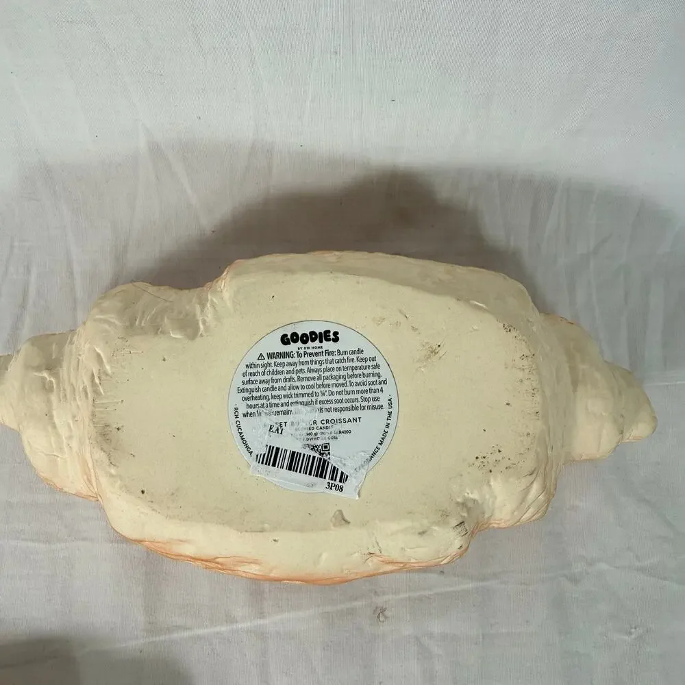 Goodies By DW Home Hand Poured Candle Sweet Butter Croissant 12 oz